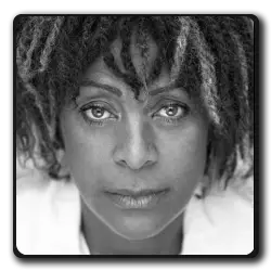 Toutes les infos sur Matron Casp Matron Casp(doctor-who_2005)