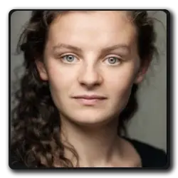 Amanda(dracula_2020)
