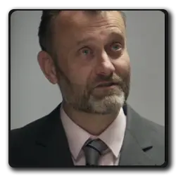 Toutes les infos sur Directeur De Banque Directeur De Banque(fleabag_2016)