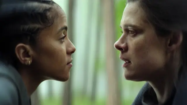 Consulter les informations sur l'épisode Les chemins qui nous choisissent Consulter les informations sur l'épisode Les chemins qui nous choisissent