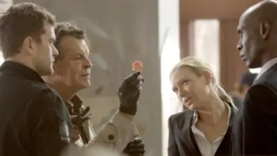Consulter les informations sur l'épisode Bombes humaines