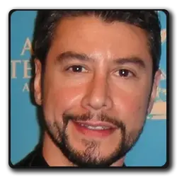 Evan McNeil(fringe_2008)
