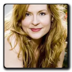 Cynthia Morrison(ghost-whisperer_2005)