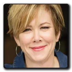 Gail Dwight(ghost-whisperer_2005)