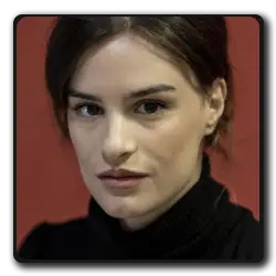 Toutes les infos sur Anna Moglie O' Belle' Bbuono Anna Moglie O' Belle' Bbuono(gomorra_2014)
