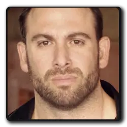Toutes les infos sur Aaron Helzinger Aaron Helzinger(gotham_2014)