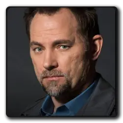 Toutes les infos sur Snyder Snyder(heroes-reborn_2015)
