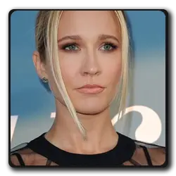 Toutes les infos sur Cassie Cassie(how-i-met-your-mother_2005)