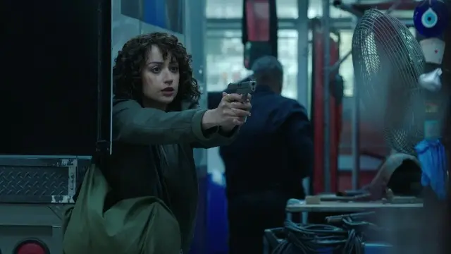 Consulter les informations sur l'épisode Rouge