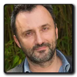 Toutes les infos sur Frédéric Lopez Frédéric Lopez(le-flambeau-les-aventuriers-de-chupacabra_2022)