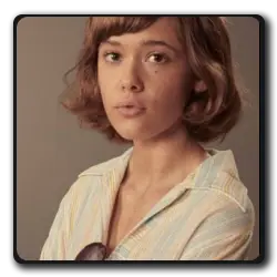 Toutes les infos sur Nadine Gires Nadine Gires(le-serpent_2021)