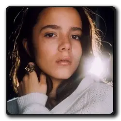 Toutes les infos sur Karine (adolescente) Karine (adolescente)(les-7-vies-de-lea_2022)