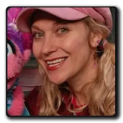 Toutes les infos sur Penny Waxman (voix) Penny Waxman (voix)(les-muppets-rock_2023)