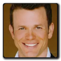Toutes les infos sur James McCallan James McCallan(les-pouvoirs-de-toby_2009)