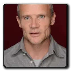 Flea (voix)(love-death-robots_2019)