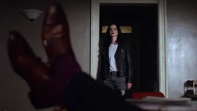 Consulter les informations sur l'épisode AKA Trois morts à son actif