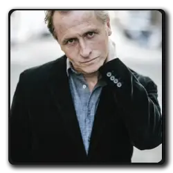 Dr Stanhop(miss-scarlet-detective-privee_2020)