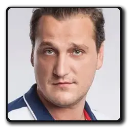 Vincent(miss-scarlet-detective-privee_2020)