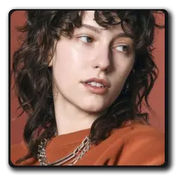 Tina(nine-perfect-strangers_2021)