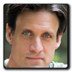 Pinkerton Inspecteur(sherlock-daughter_2025)