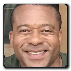 Directeur William Ellis(superman-lois_2021)