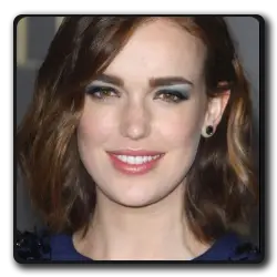 Toutes les infos sur Elizabeth Luthor Elizabeth Luthor(superman-lois_2021)