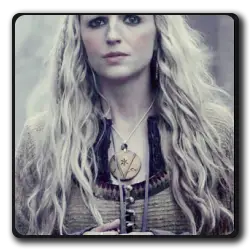 Toutes les infos sur Helga Helga(vikings_2013)
