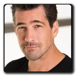 Toutes les infos sur Kevin Munroe Kevin Munroe(warehouse-13_2009)