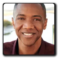 Toutes les infos sur Zach Adanso Zach Adanso(warehouse-13_2009)