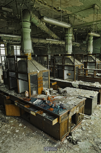 Primary colors - abandoned lab Primary colors - abandoned lab