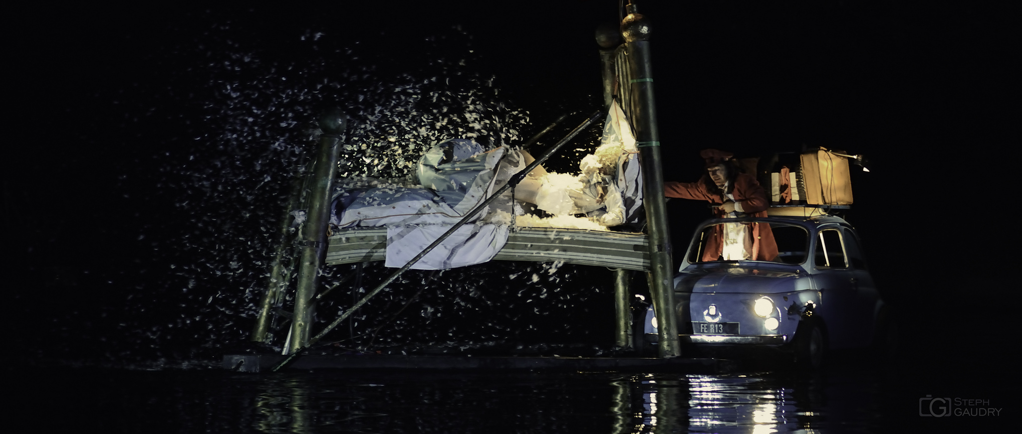 Accident au lit - Metamorphoses - Les fous du bassin Accident au lit - Metamorphoses - Les fous du bassin