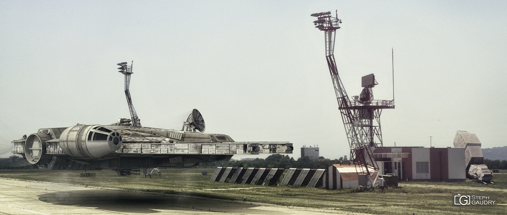 Milenium falcon landing... Milenium falcon landing...