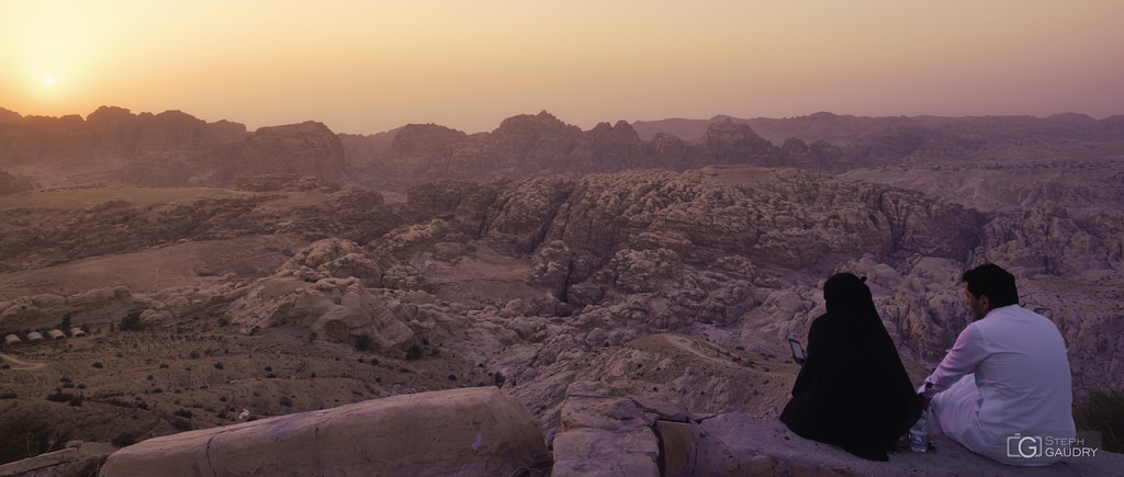 Coucher de soleil dans les montagnes en Jordanie