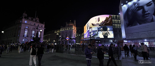 Picadily Circus at Night