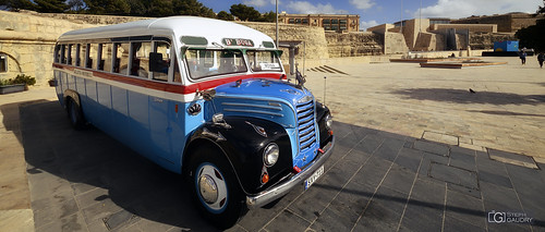 Vieux bus à Malte
