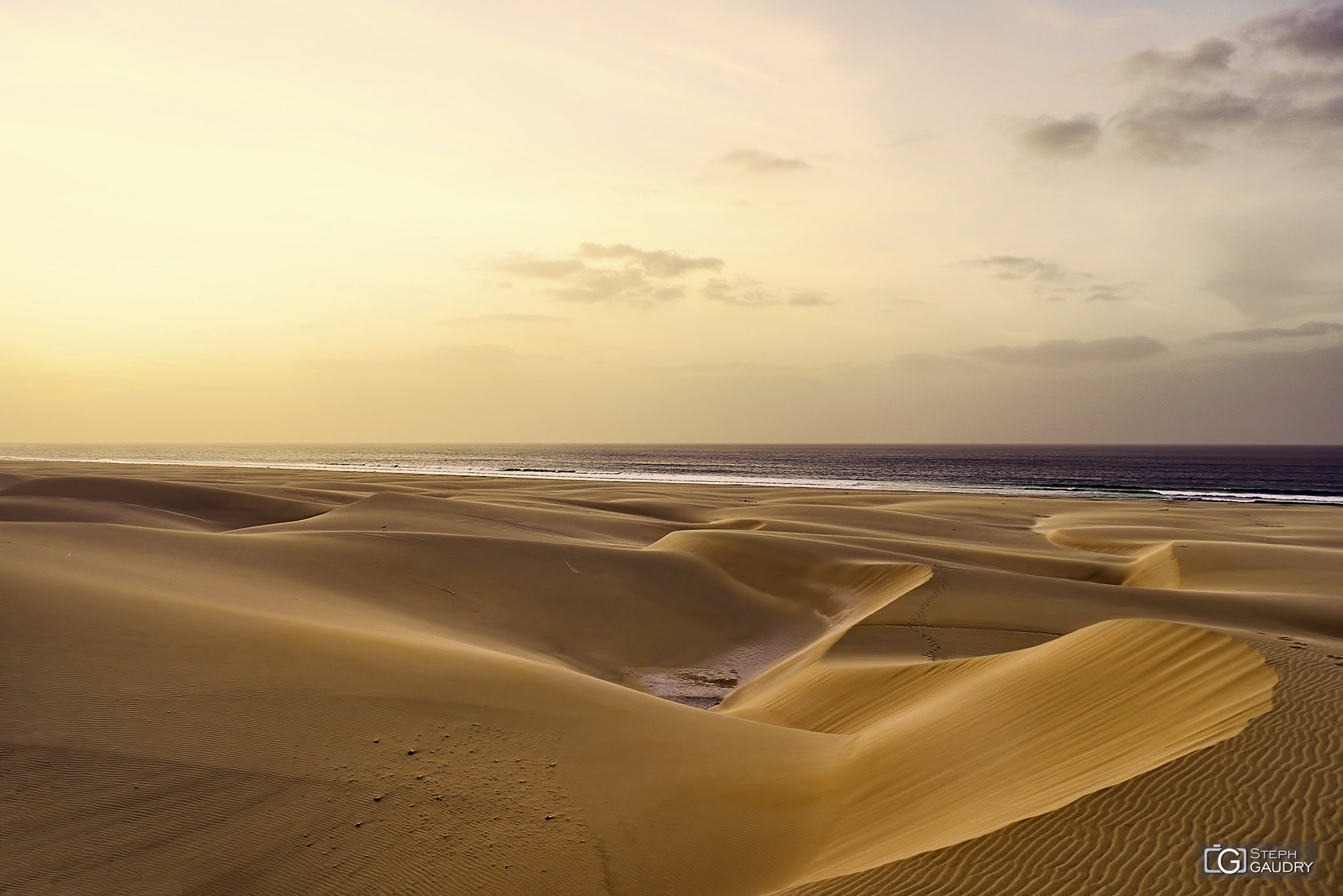 Coucher de soleil sur Praia de Chavez