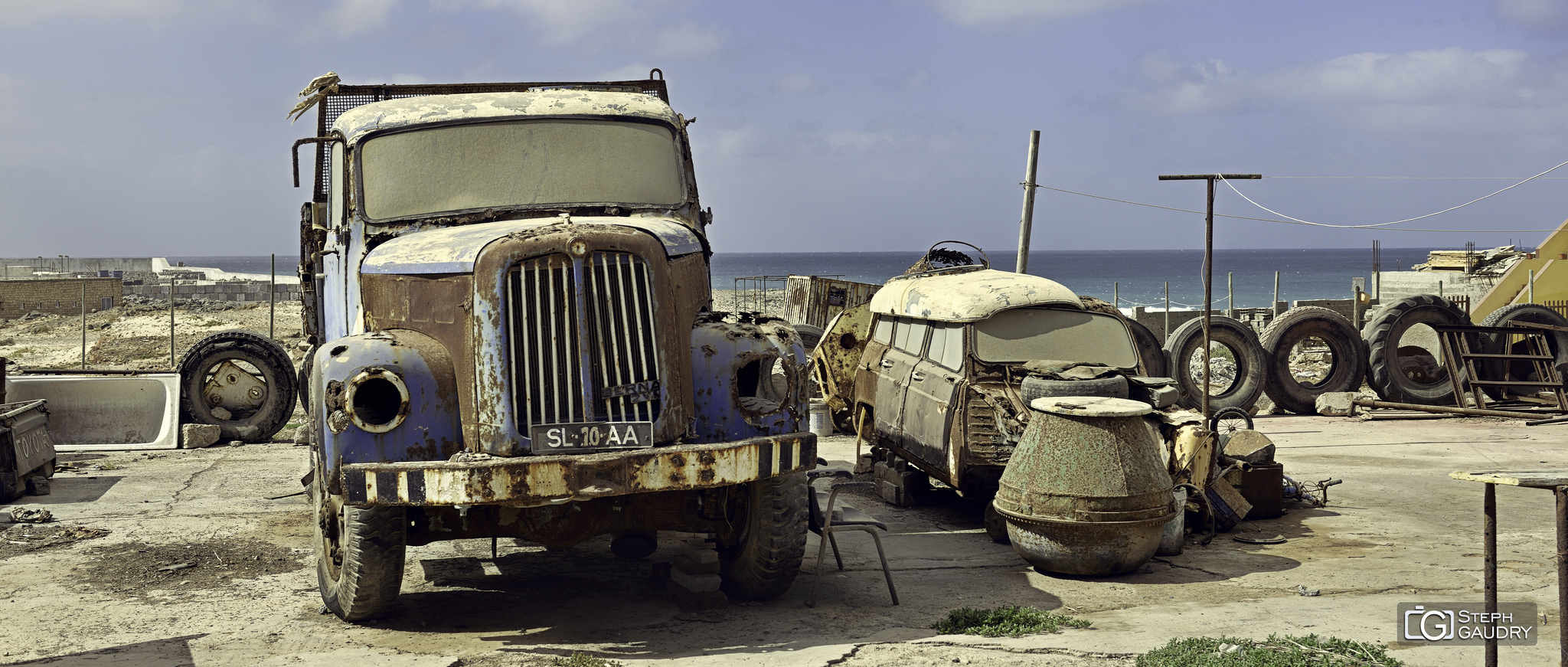 Epave de camion au Cap Vert [Cliquez pour lancer le diaporama]