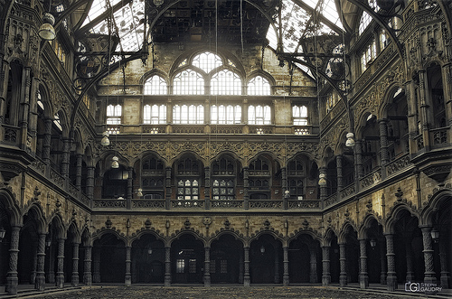 Chambre du commerce, Cathédrale à la gloire des spéculations mercantiles