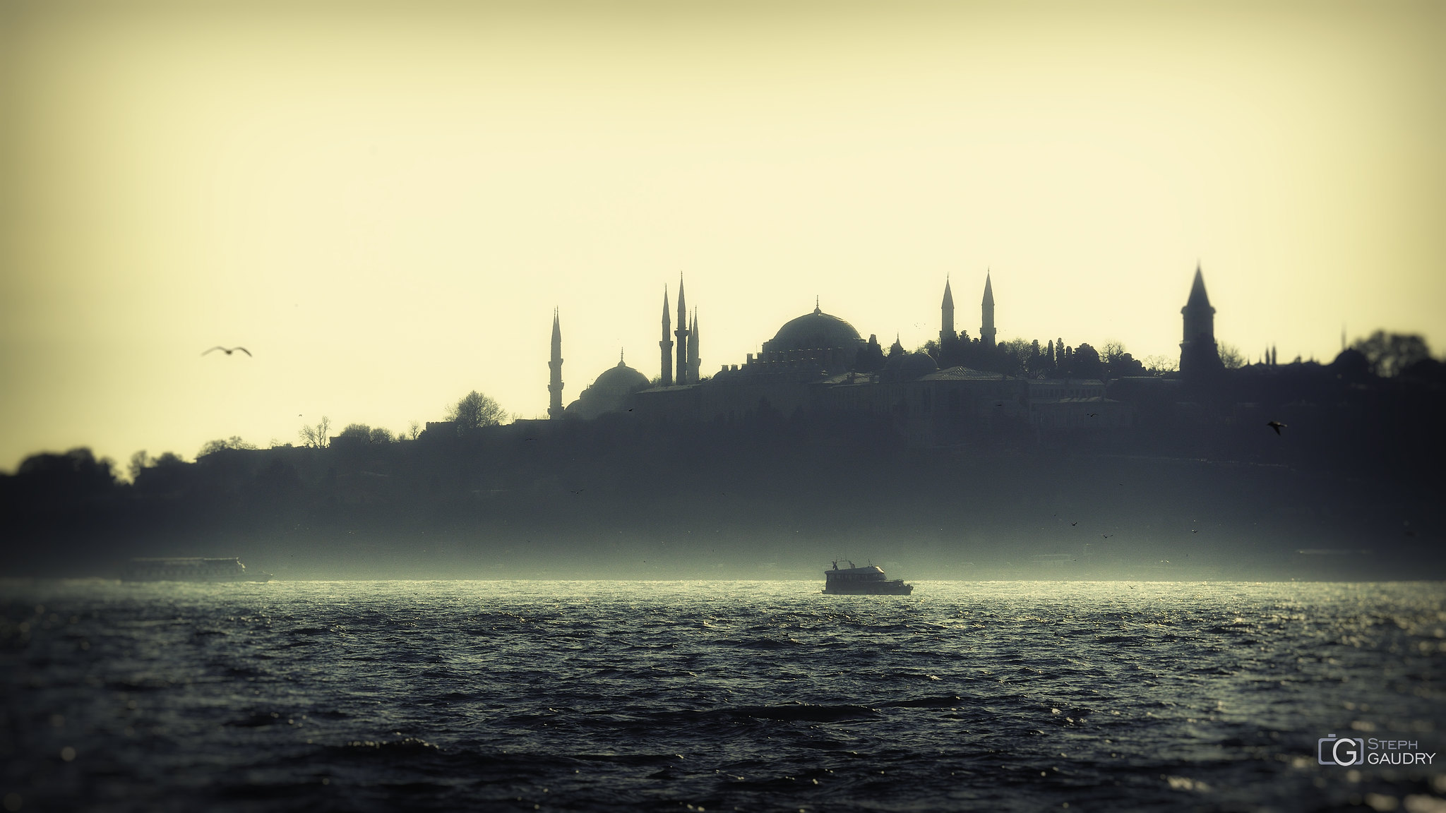 Sunset on the Bosphorus [Klik om de diavoorstelling te starten]