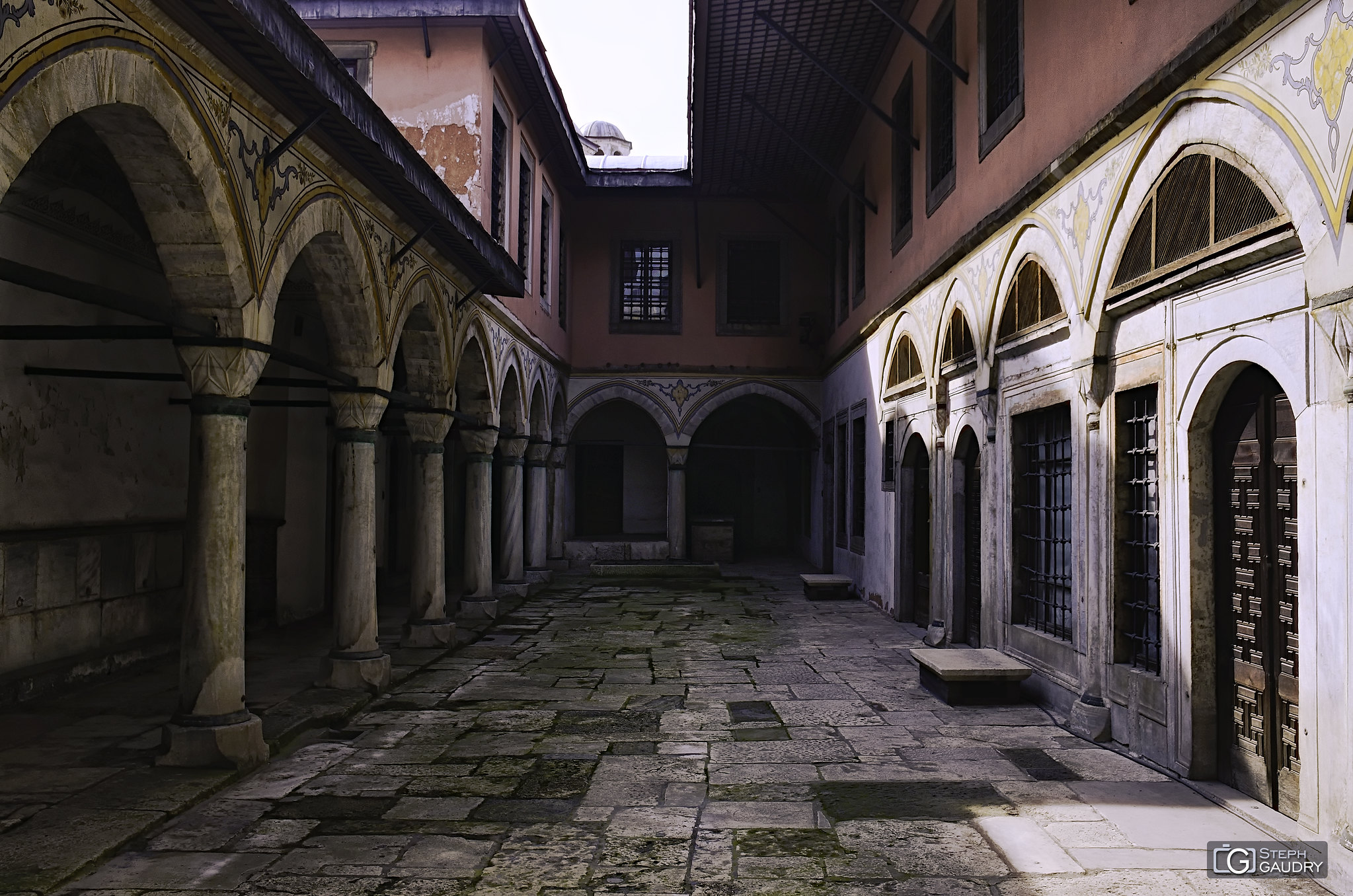 Istanbul, Topkapı Palace - Cour des concubines et des épouses [Klik om de diavoorstelling te starten]