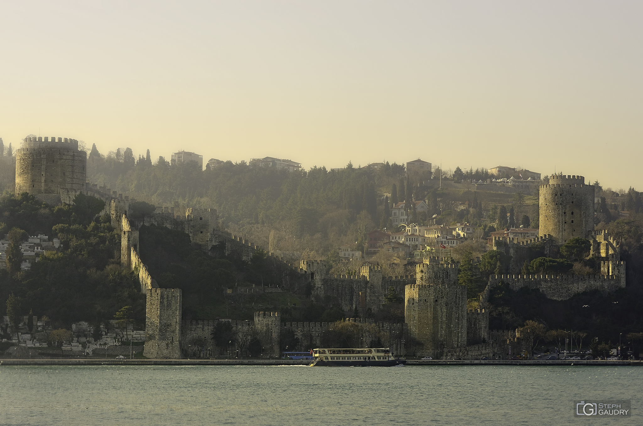 Bosphorus and Rumelian Castle [Click to start slideshow]