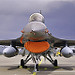 Thumb F-16 Fighting Falcon - vue de face