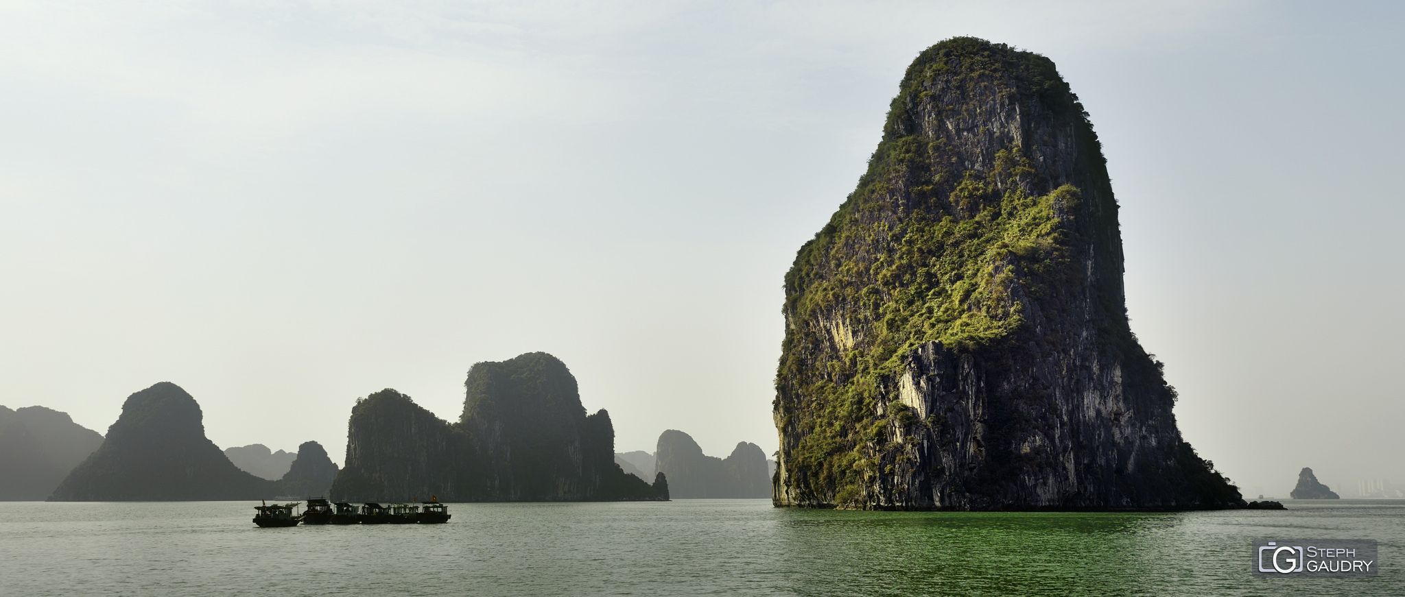 Baie d'Ha Long - 2018_04_18_150837 [Klik om de diavoorstelling te starten]