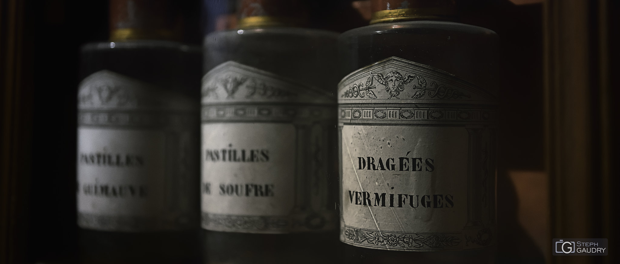 Dragées vermifuges [Click to start slideshow]