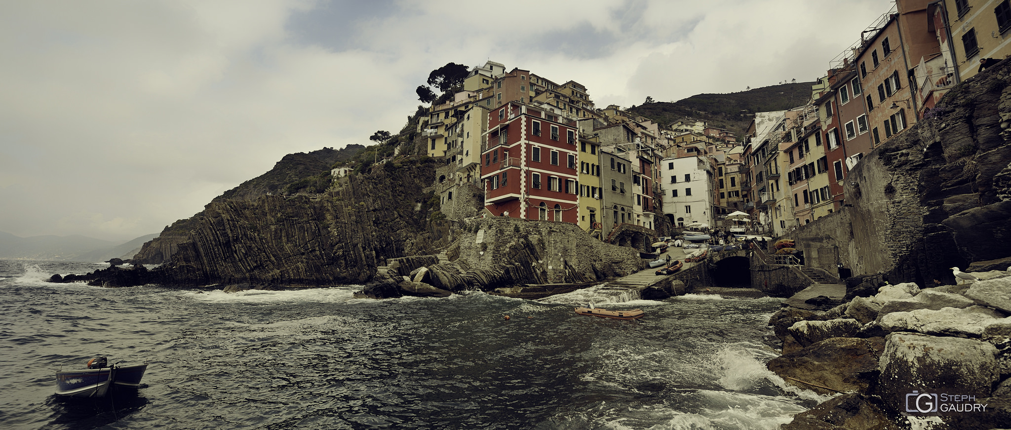 Riomaggiore (ITA) [Klik om de diavoorstelling te starten]