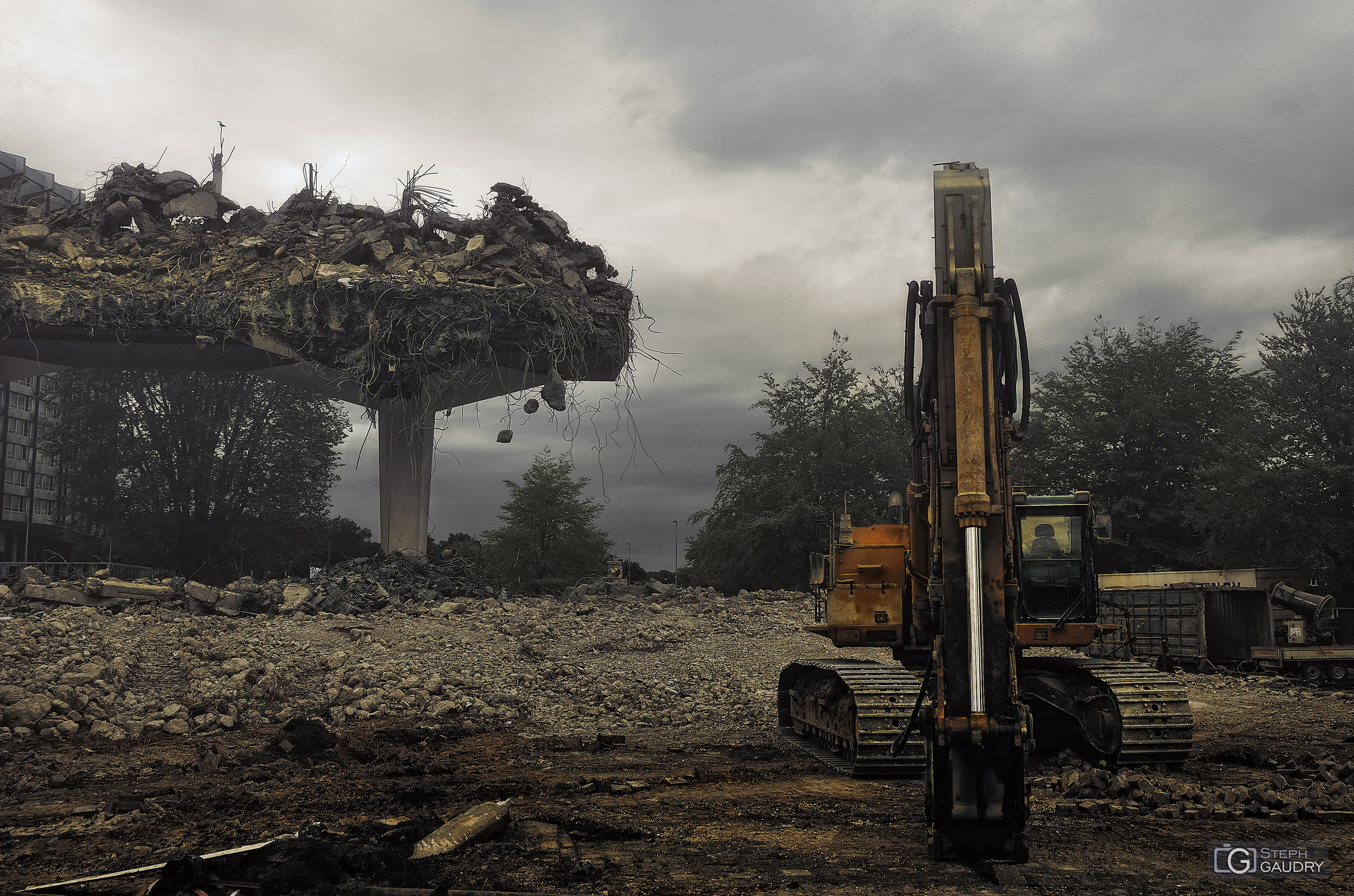 Destruction [Klik om de diavoorstelling te starten]