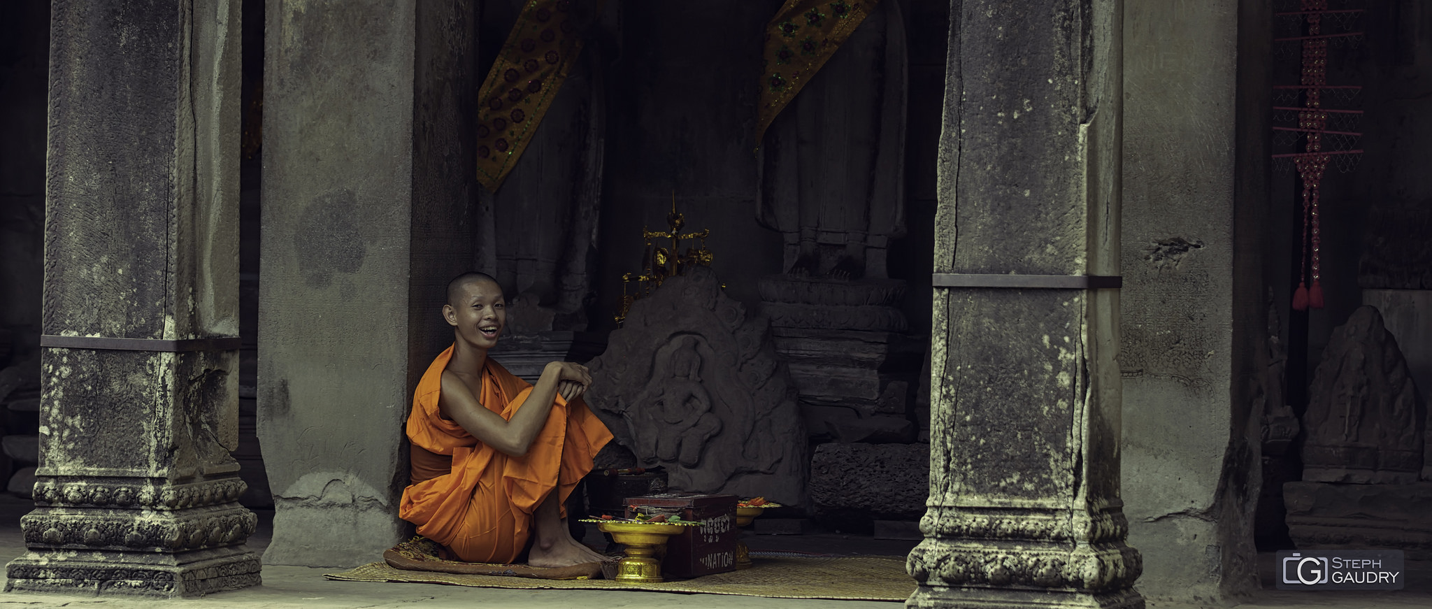 Le sourire du jeune bouddhiste