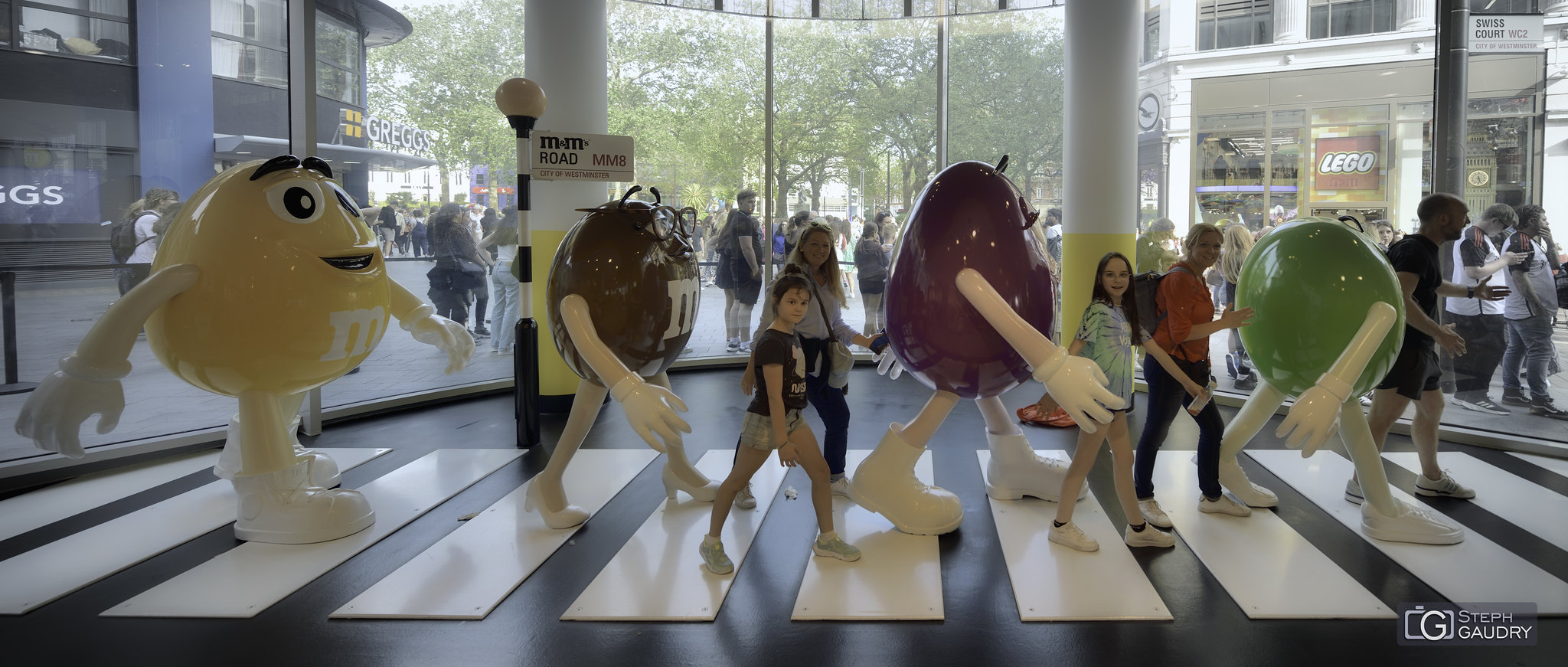 The m&m's Beatles Abbey Road [Cliquez pour lancer le diaporama]