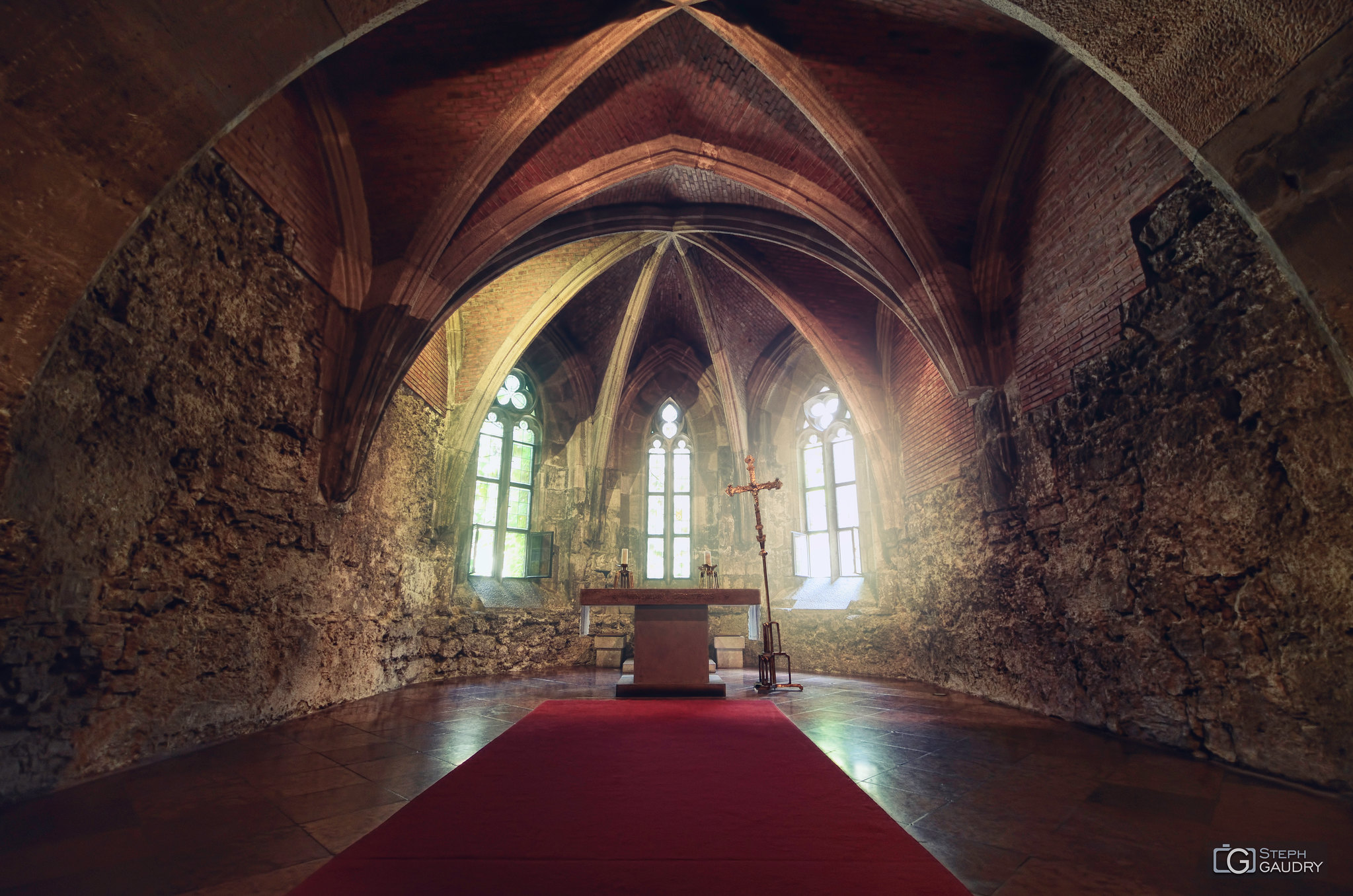 Chapel - Mediavel Palace (basement) [Click to start slideshow]