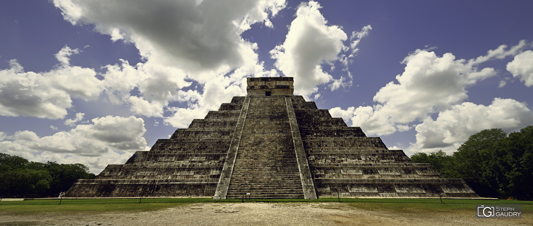 Chichen Itza - El Castillo (pyramide de Kukulcán) [Klik om de diavoorstelling te starten]